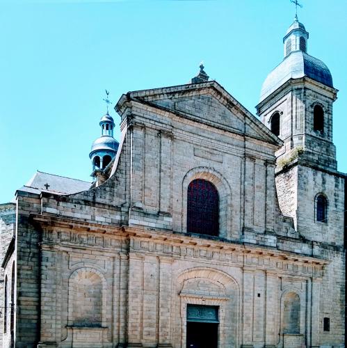 france/bretagne/rennes/basilique-saint-sauveur