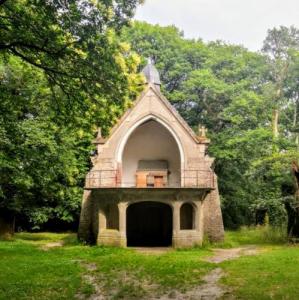 france/bretagne/rochefort-en-terre/chapelle-saint-michel