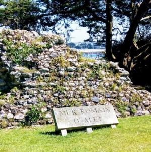 france/bretagne/saint-servan-sur-mer/mur-gallo-romain