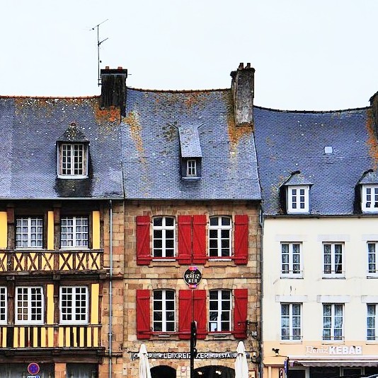 france/bretagne/treguier/place-du-martray