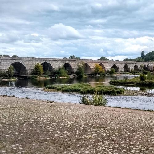 france/centre-val-de-loire/beaugency/pont