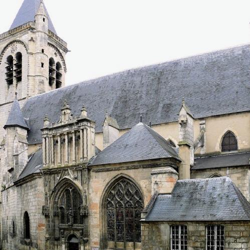 france/centre-val-de-loire/bourges/eglise-notre-dame