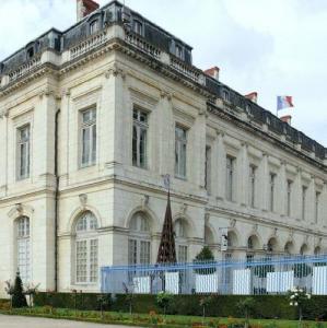 france/centre-val-de-loire/bourges/mairie