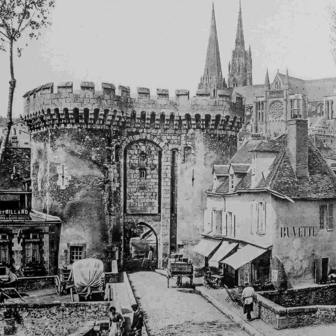 france/centre-val-de-loire/chartres/porte-guillaume