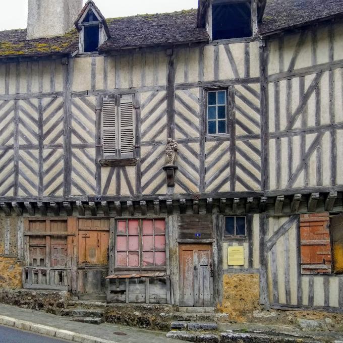 france/centre-val-de-loire/chateaudun/maison-de-la-vierge