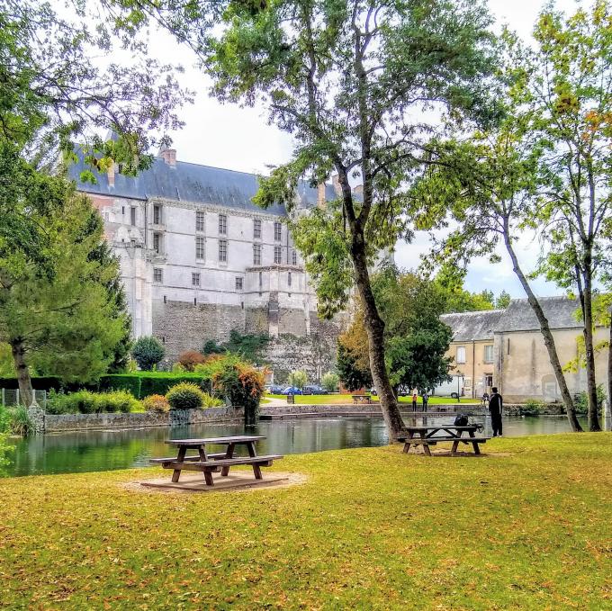 france/centre-val-de-loire/chateaudun/promenade-du-loir