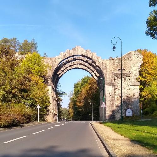 france/centre-val-de-loire/maintenon/aqueduc