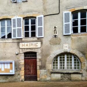 france/centre-val-de-loire/saint-benoit-du-sault/mairie