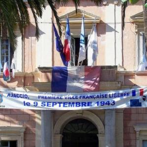 france/corse/ajaccio/hotel-de-ville