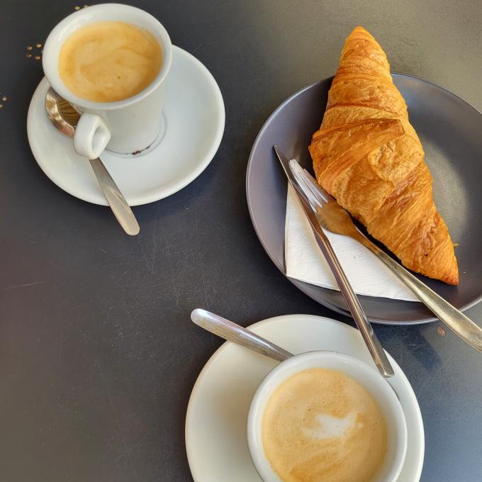 france/corse/gorges-de-la-restonica/bergerie-de-grotelle