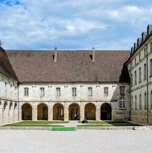 france/grand-est/abbaye-d-auberive