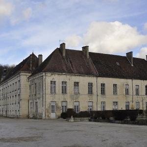 france/grand-est/abbaye-de-clairvaux