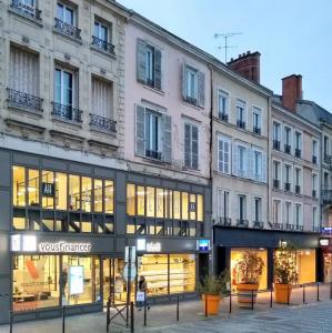 france/grand-est/chalons-en-champagne/rue-de-la-marne