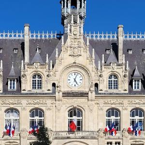france/grand-est/charleville-mezieres/hotel-de-ville