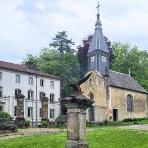 france/grand-est/la-voge-les-bains/manufacture-royale
