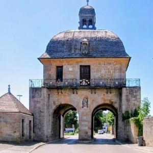 france/grand-est/langres/porte-de-moulins