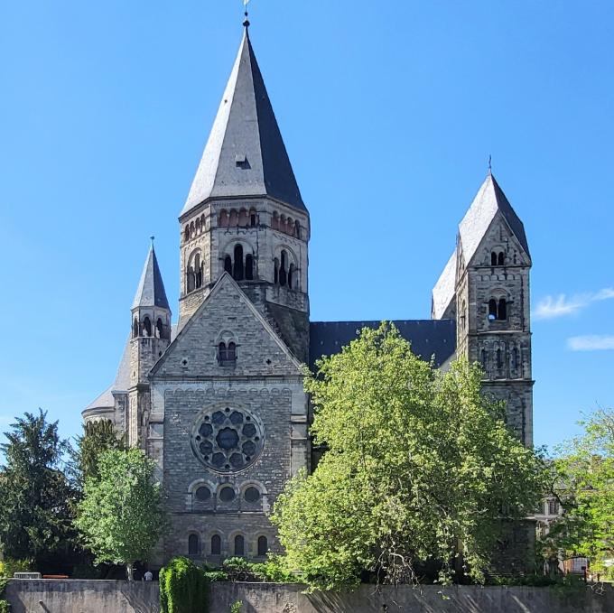 france/grand-est/metz/temple-neuf