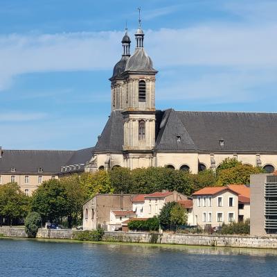 france/grand-est/pont-a-mousson/abbaye-des-premontres