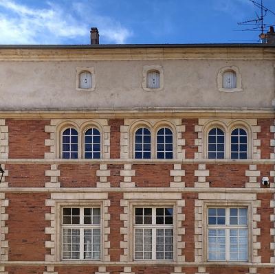 france/grand-est/pont-a-mousson/ancienne-maison-des-echevins