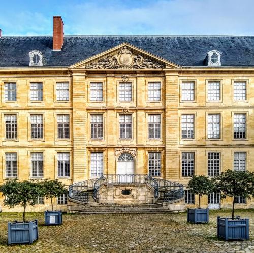 france/grand-est/reims/musee-abbaye-saint-remi