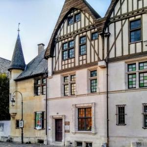 france/grand-est/reims/musee-hotel-le-vergeur