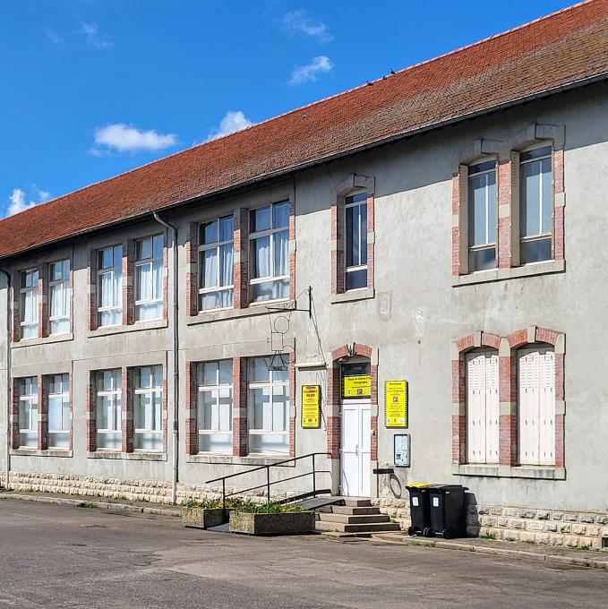 france/grand-est/saint-nicolas-de-port/musee-du-cinema-et-de-la-photographie