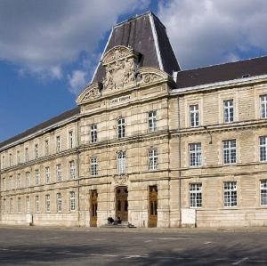 france/grand-est/sedan/college-turenne