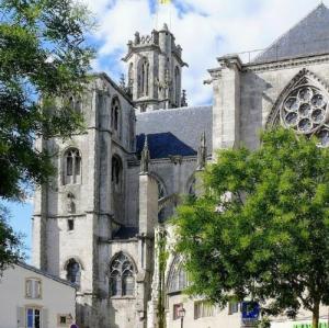 france/grand-est/toul/collegiale-saint-gengoult