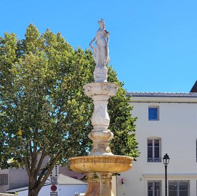 france/grand-est/toul/fontaine-curel
