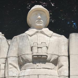 france/grand-est/verdun/monument-aux-morts