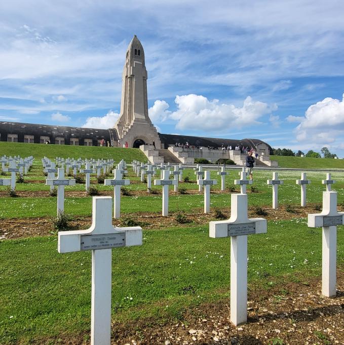 france/grand-est/verdun/ossuaire-de-douaumont