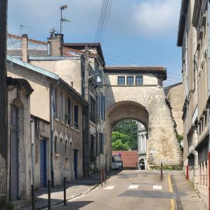 france/grand-est/verdun/porte-chatel