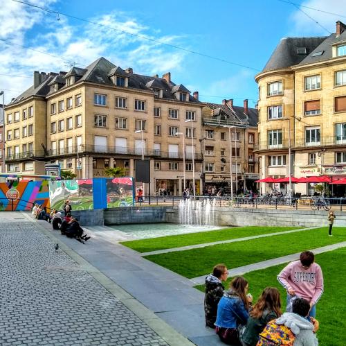 france/hauts-de-france/amiens/place-gambetta