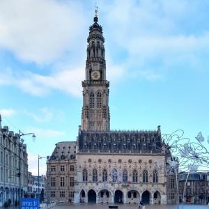 france/hauts-de-france/arras/place-des-heros