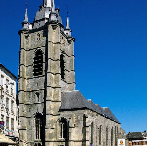 france/hauts-de-france/avesnes-sur-helpe/collegiale-saint-nicolas