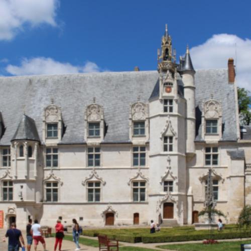 france/hauts-de-france/beauvais/ancien-palais-episcopal