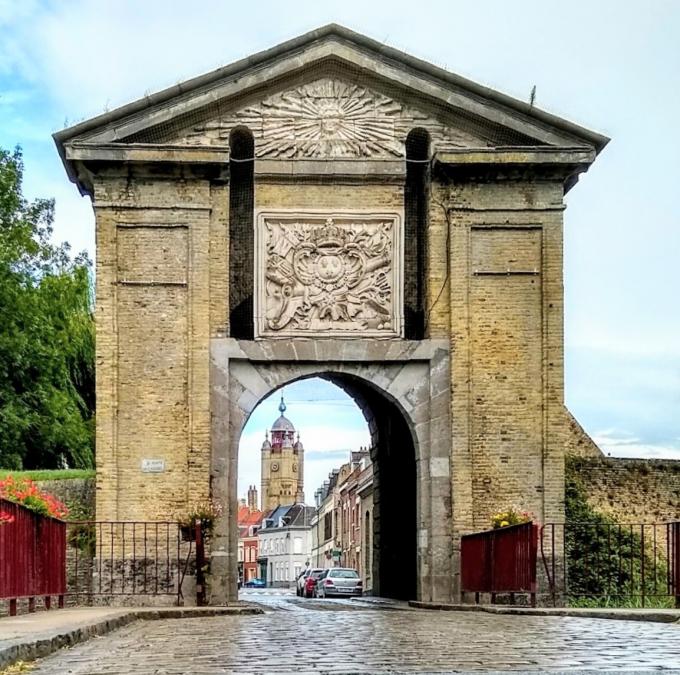 france/hauts-de-france/bergues/porte-de-cassel