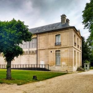 france/hauts-de-france/chantilly/jeu-de-paume