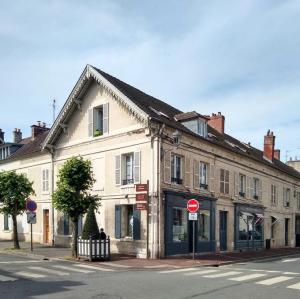 france/hauts-de-france/chantilly/rue-du-connetable