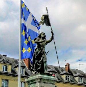 france/hauts-de-france/compiegne/statue-de-jeanne-d-arc