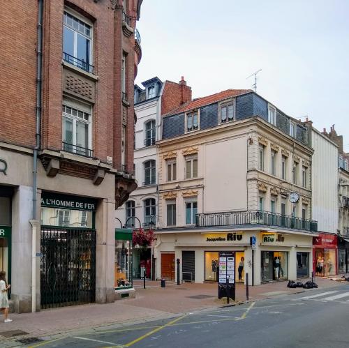 france/hauts-de-france/douai/rue-de-la-madeleine