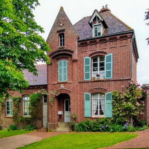 france/hauts-de-france/gerberoy/mairie