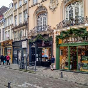 france/hauts-de-france/lille/rue-esquermoise