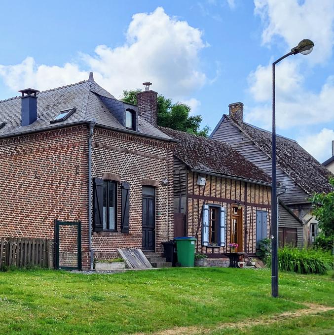 france/hauts-de-france/parfondeval/fermes-en-brique