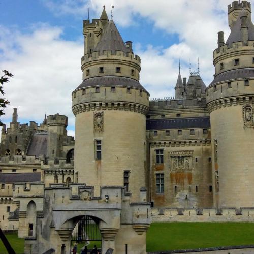 france/hauts-de-france/pierrefonds/chateau-de-pierrefonds