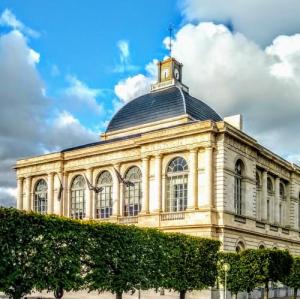 france/hauts-de-france/saint-omer/place-du-marechal-foch