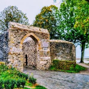 france/hauts-de-france/saint-valery-sur-somme/porte-jeanne-d-arc