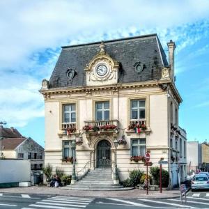 france/hauts-de-france/wimereux/hotel-de-ville