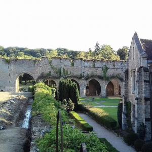 france/ile-de-france/abbaye-des-vaux-de-cernay/hotel-l-abbaye