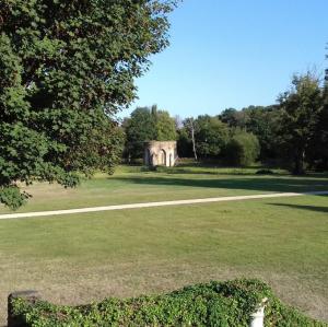 france/ile-de-france/abbaye-des-vaux-de-cernay/pigeonnier